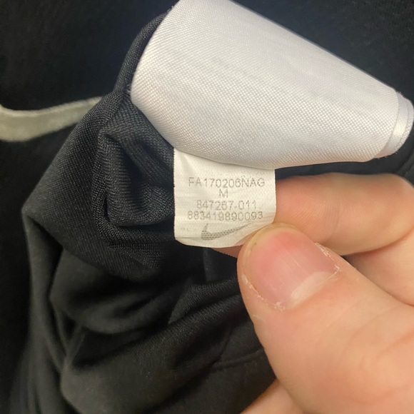 PSG Mbappe Jersey 2017/18 third kit - Picture 6 of 6